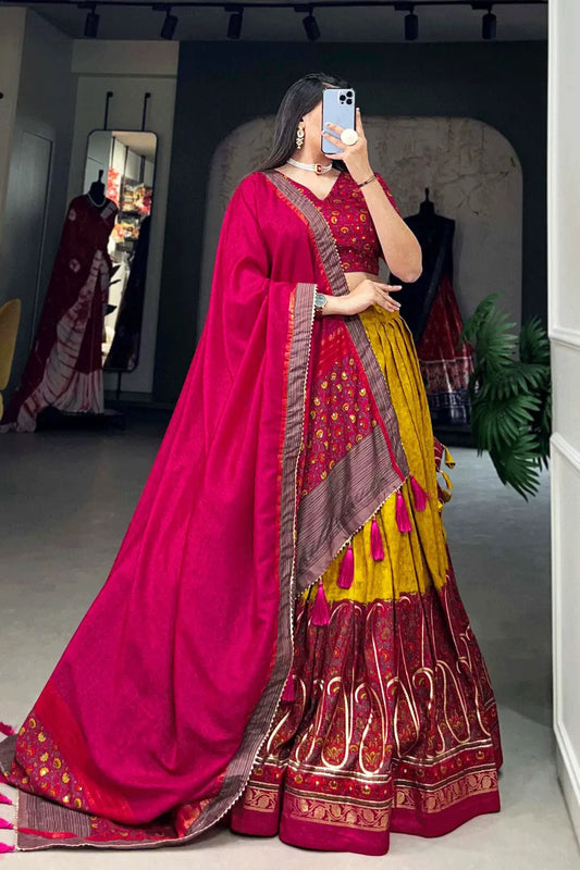 Yellow Chaniya Choli Combination For Navratri