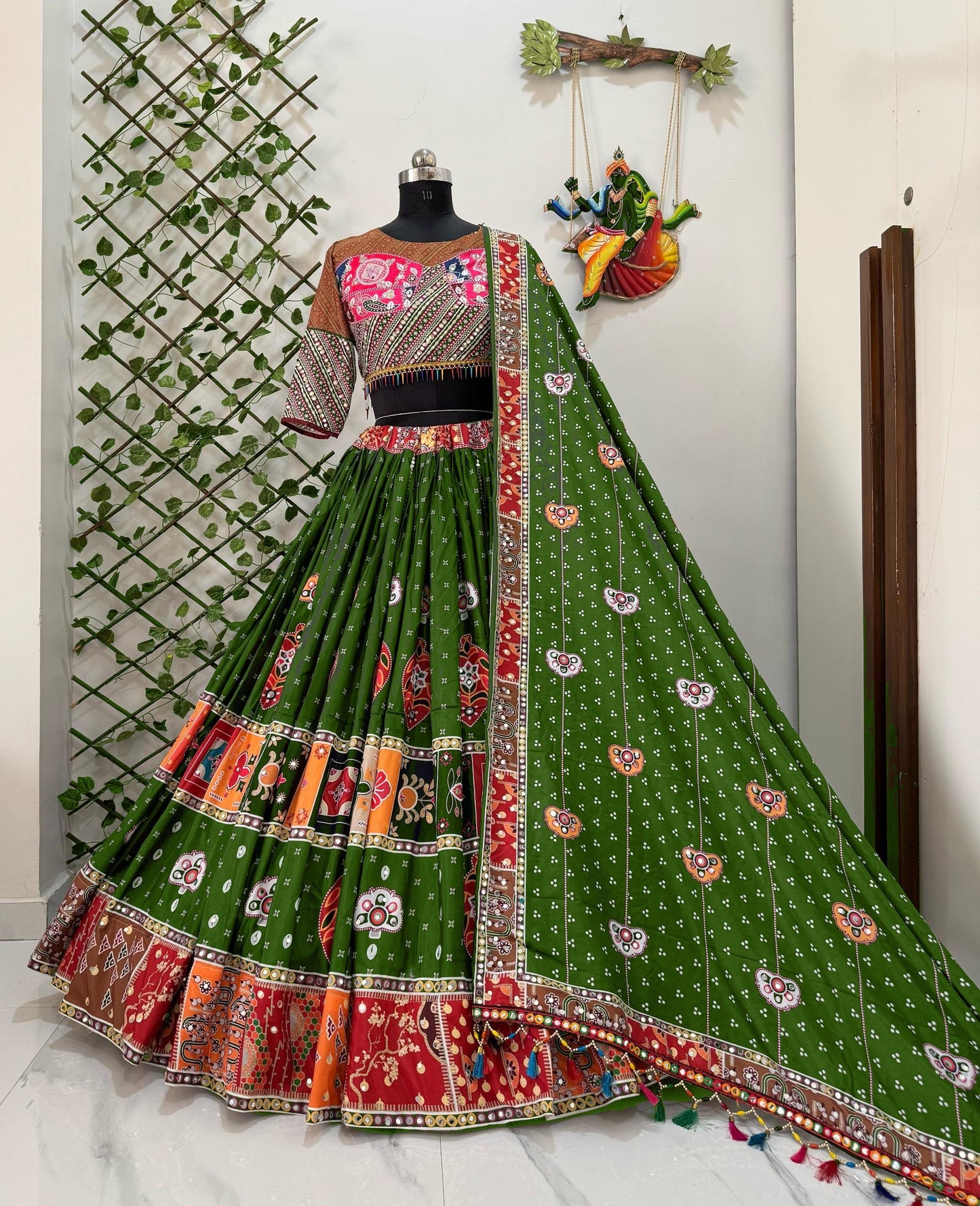 Traditional Navratri Lehenga Choli with Muslin Cotton Fabric, Digital Print & Real Mirror Work – Festive Wear