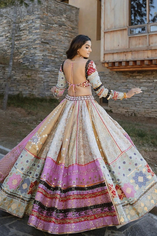 Prachi Solanki Gujarati Traditional Navratri Chaniya Choli For Girls