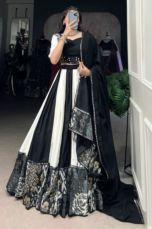Ready To Wear Lehenga Choli For Navratri