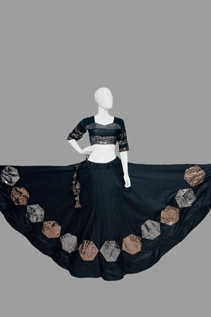 Prachi Solanki Fully Stitched Black Chaniya Choli For Navratri