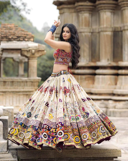 Gujarati Navratri Garba Lehenga Choli Set with Real Mirror Work, Digital Print & Gota Zari Lace – Festive Ethnic Lehenga Outfit
