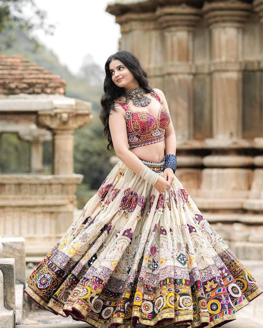 Gujarati Navratri Garba Lehenga Choli Set with Real Mirror Work, Digital Print & Gota Zari Lace – Festive Ethnic Lehenga Outfit