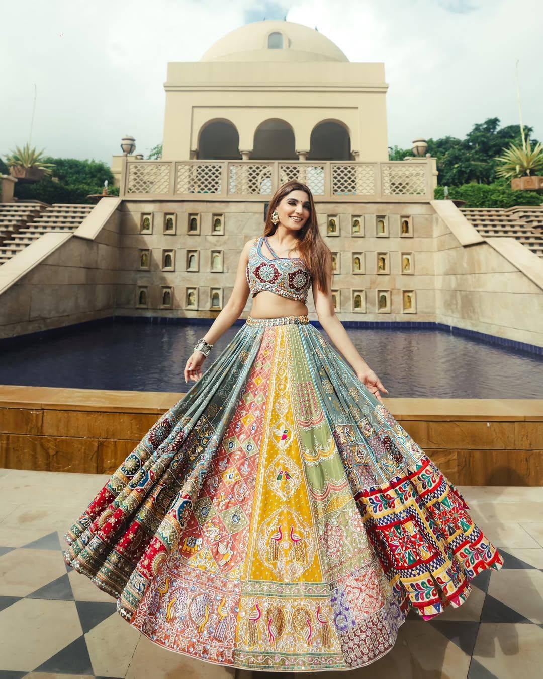 Gujarati Navratri Garba Lehenga Choli with Digital Print & Real Mirror Work – Festive Muslin Cotton Lehenga Set for Women