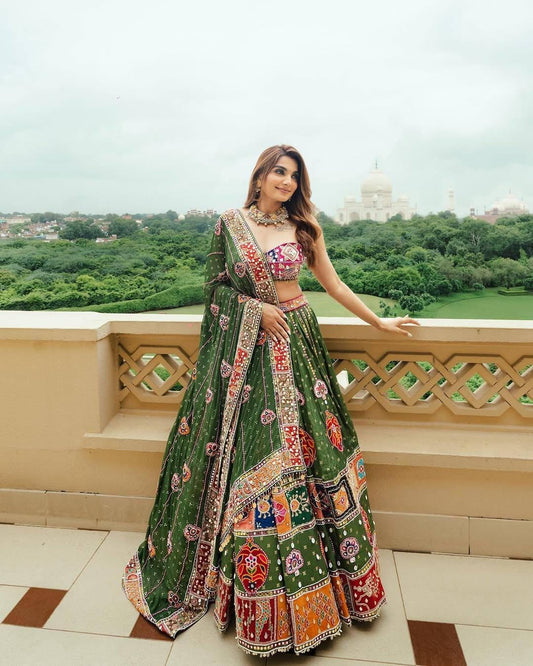 Traditional Navratri Lehenga Choli with Muslin Cotton Fabric, Digital Print & Real Mirror Work – Festive Wear
