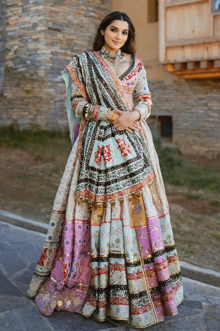 Prachi Solanki Gujarati Traditional Navratri Chaniya Choli For Girls