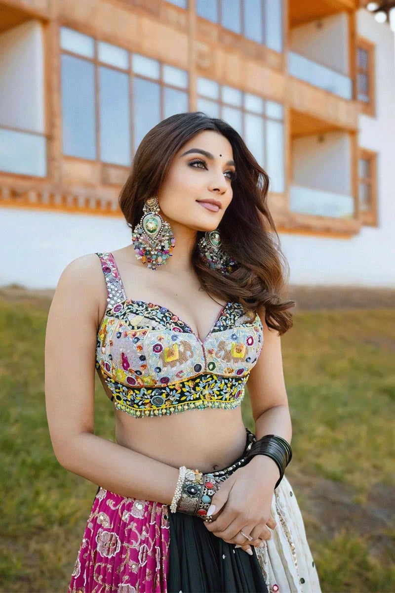 Prachi Solanki Chaniya Choli For Navratri Special