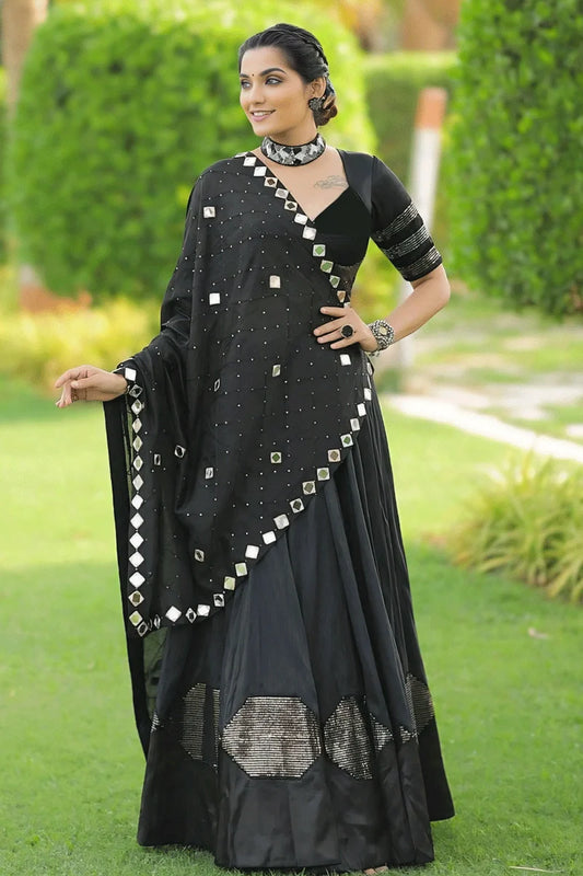 Prachi Solanki Fully Stitched Black Chaniya Choli For Navratri