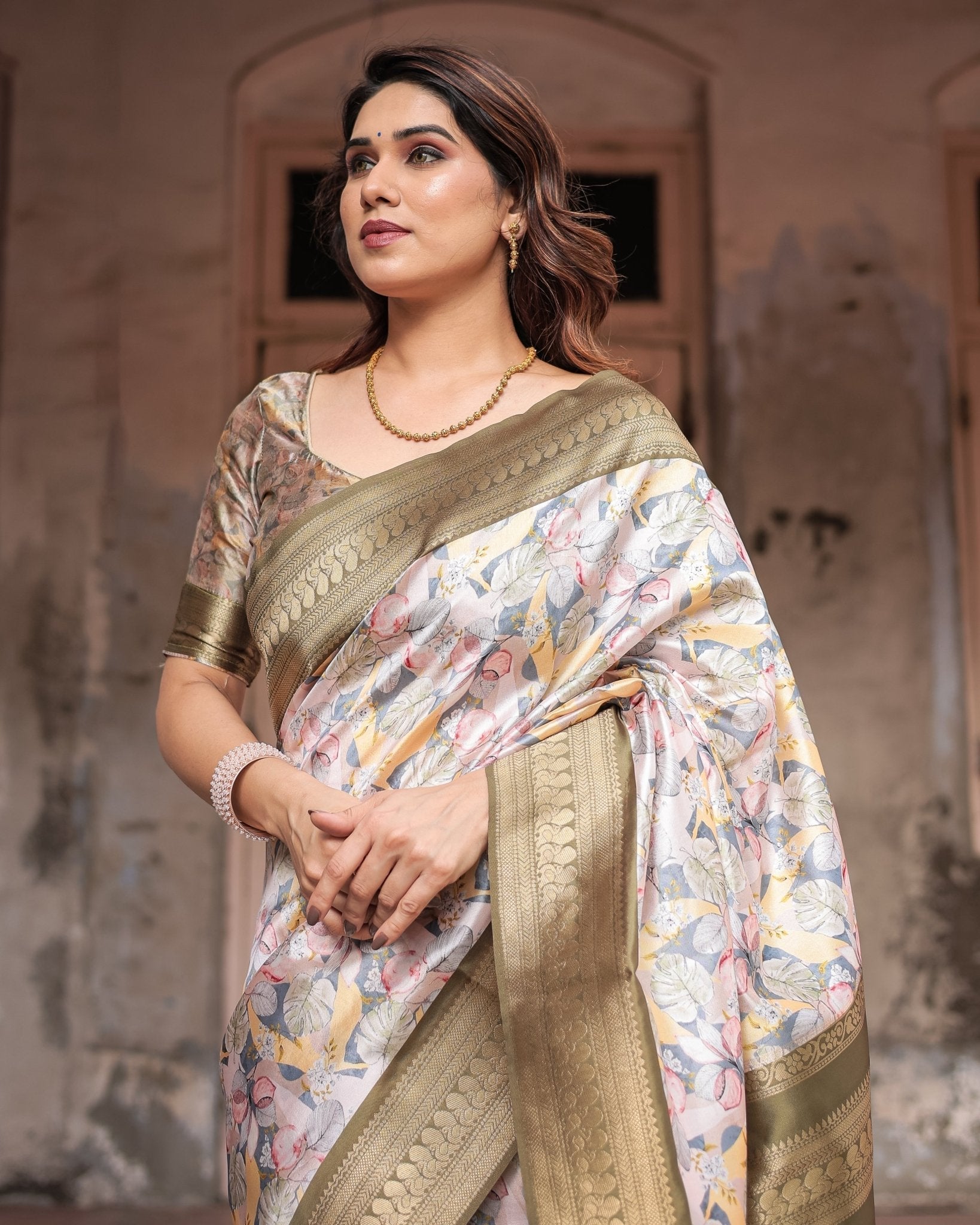 Pure Banarasi Digitally Printed Silk Saree Weaved With Zari Comes With Tassels