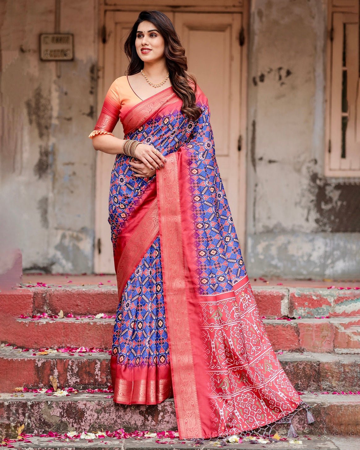 Pure Silk Digitally Printed Saree Weaved With Golden Zari Comes With Tassels