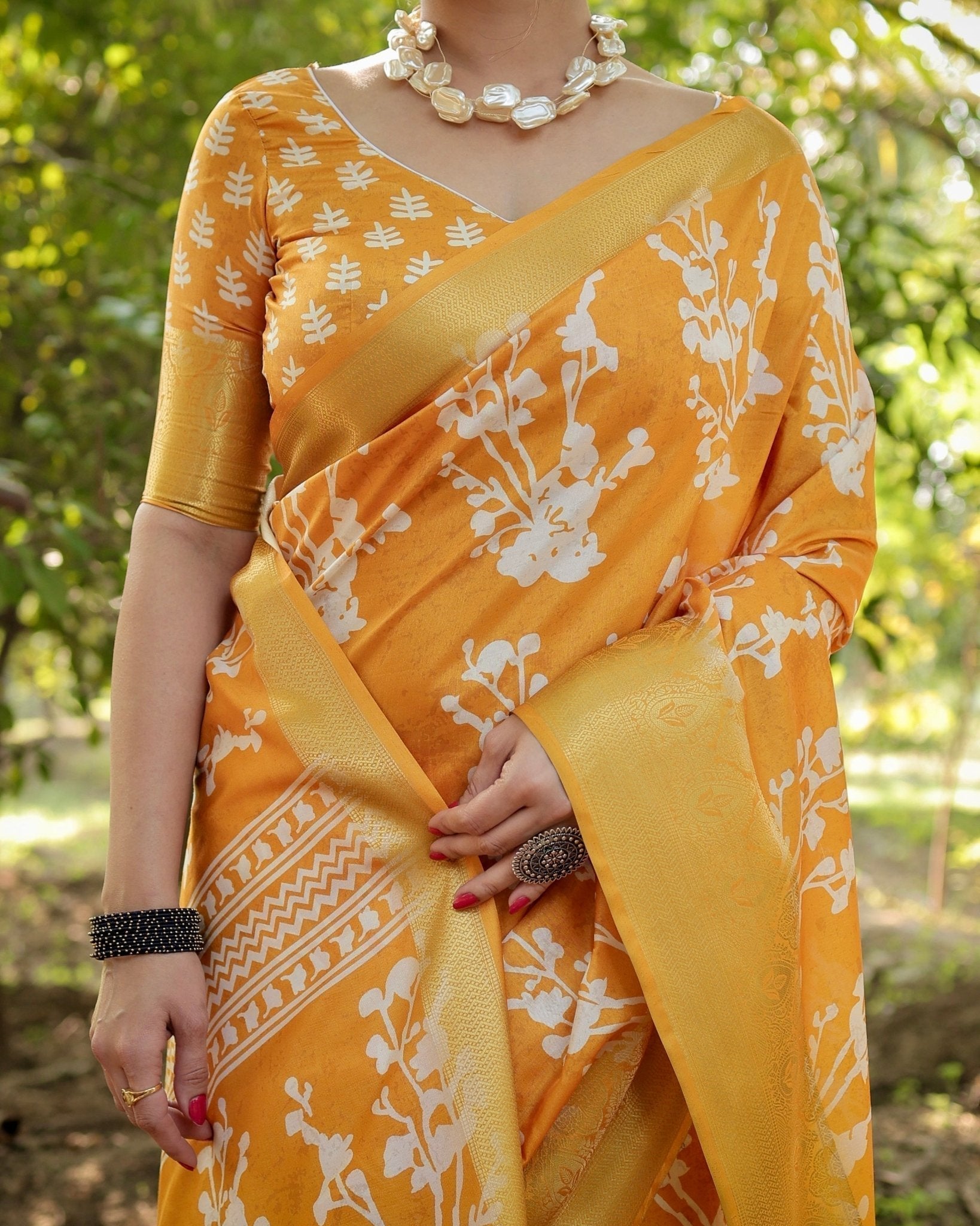 Pure Silk Digitally Printed Saree Weaved With Golden Zari Comes With Tassels